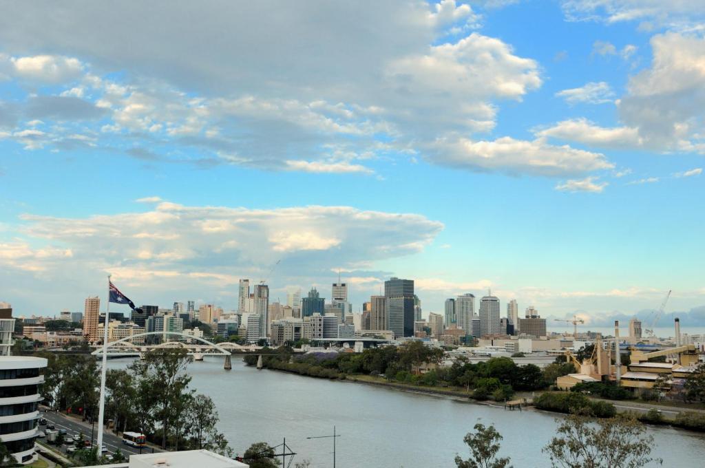 Central Cosmo Apartment Hotel Brisbane Eksteriør bilde