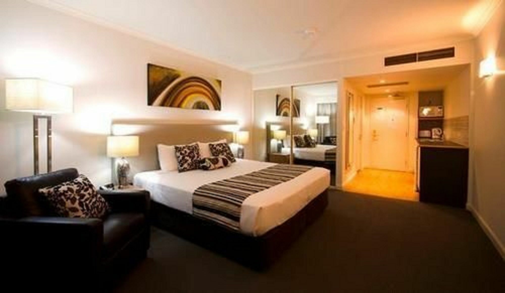 Central Cosmo Apartment Hotel Brisbane Eksteriør bilde