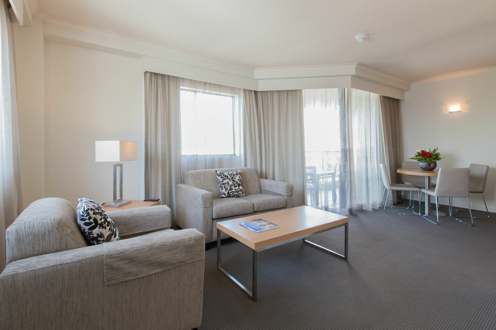 Central Cosmo Apartment Hotel Brisbane Eksteriør bilde
